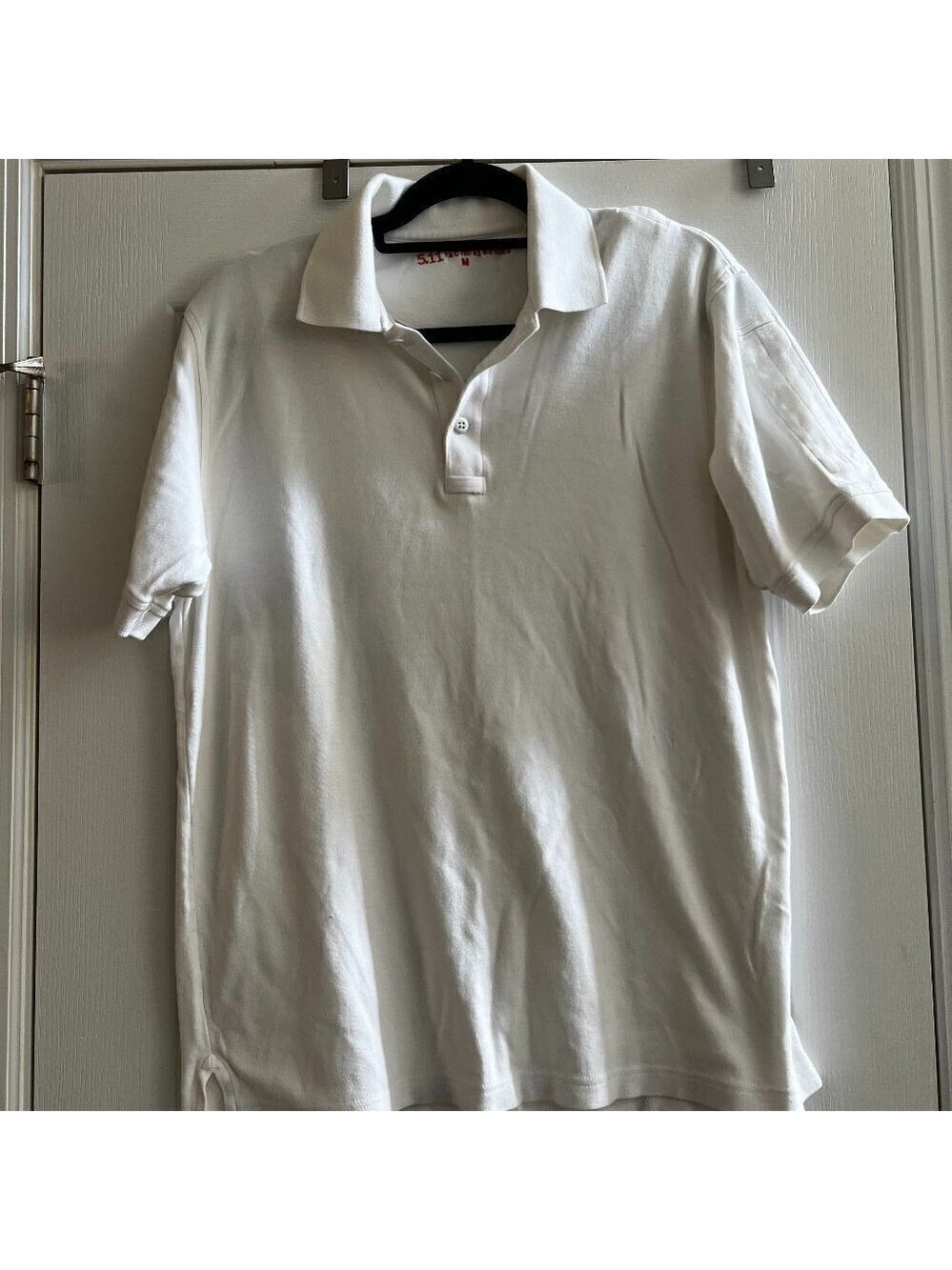 Men's 5.11 Tactical Series White Short Sleeve Polo Shirt. Size M
